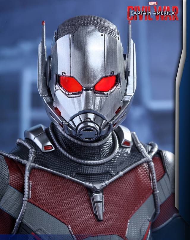 Civil War Hot Toys Ant-Man Helmet Close-Up