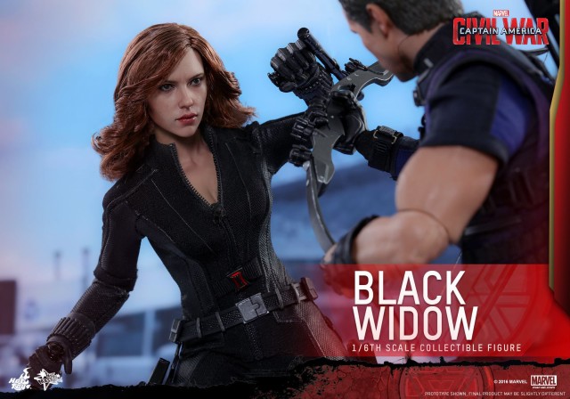 Hot Toys Captain America Civil War Black Widow vs Hawkeye Figures