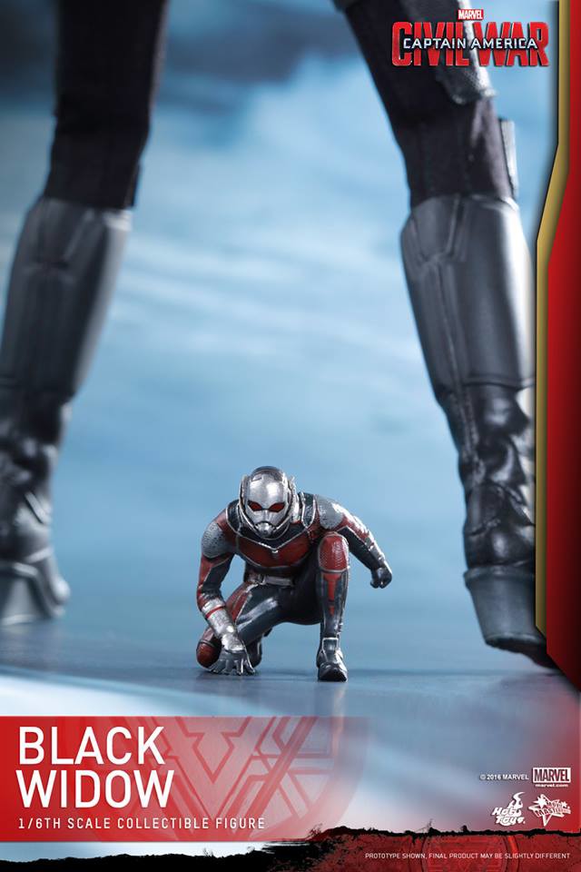 Hot Toys Mini Ant-Man Figure with Captain America Civil War Black Widow