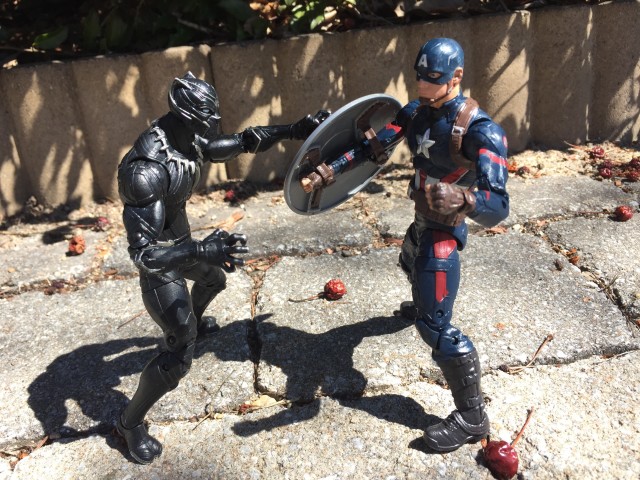 Captain America Legends Black Panther vs. Captain America Figures