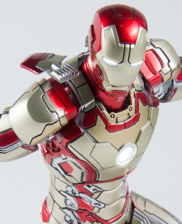 Comicave Studios Iron Man Mark 42 Effects Pieces
