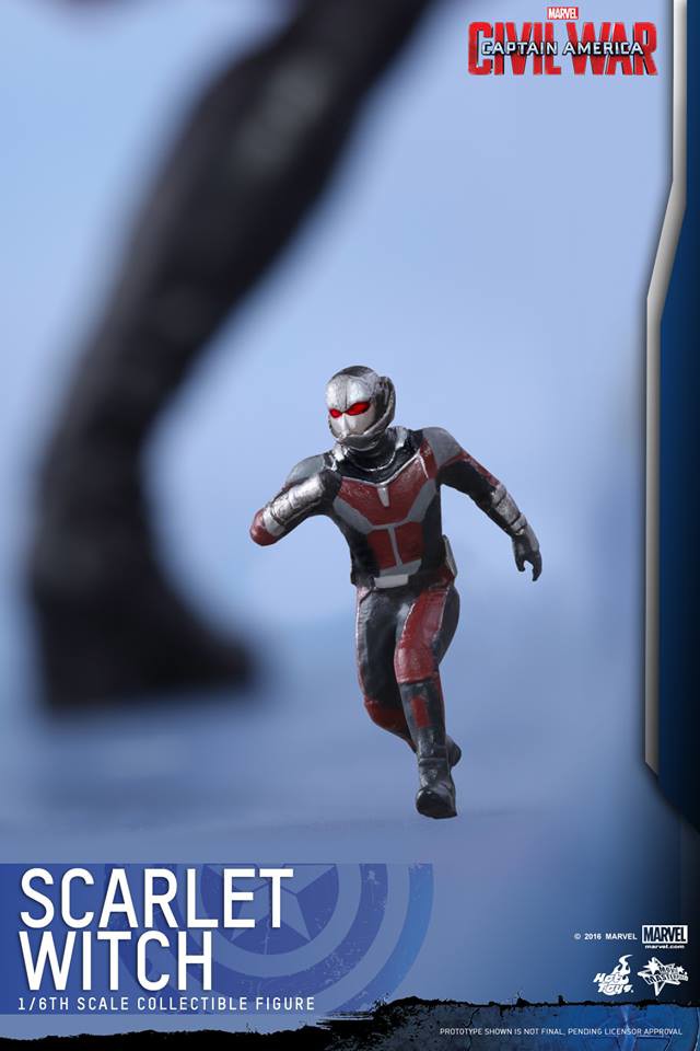 Hot Toys Mini Ant-Man Figure Running with Civil War Scarlet Witch