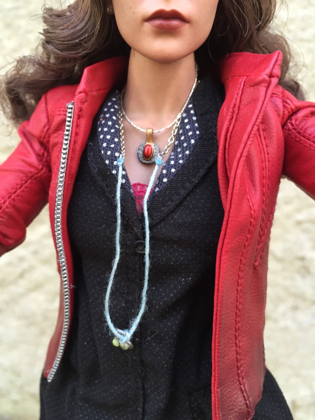 Close-Up of Scarlet Witch Hot Toys Necklaces