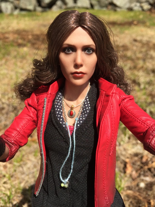Hot Toys Elizabeth Olsen Scarlet Witch Portrait Head