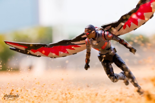 Captain America Civil War Marvel Legends Falcon 6 Inch Figure