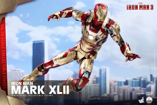 Hot Toys Iron Man Mark XLII Battle Damaged Armor for Quarter Scale Figure