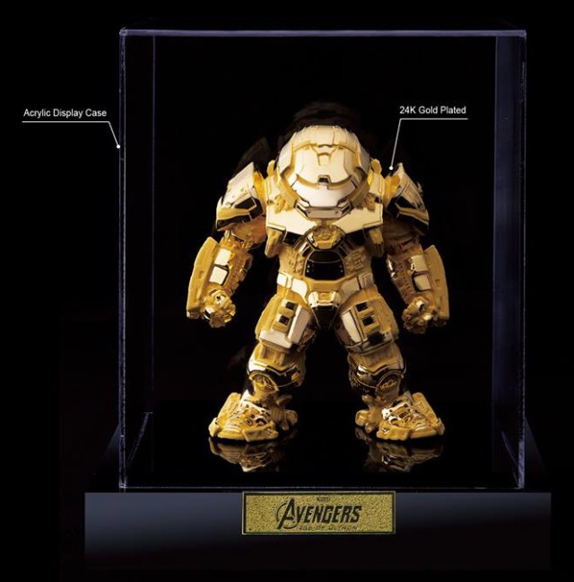 SDCC 2016 Gold Hulkbuster Iron Man Figure in Display Case