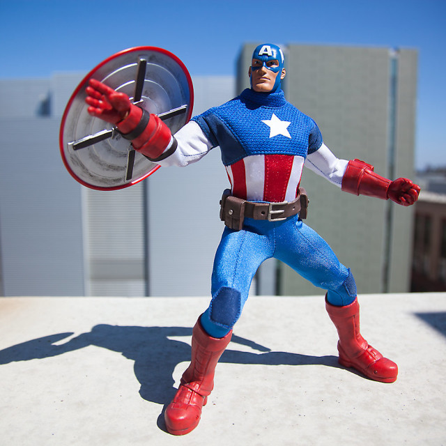 Disney Store Exclusive Captain America Ultimate Series Figure