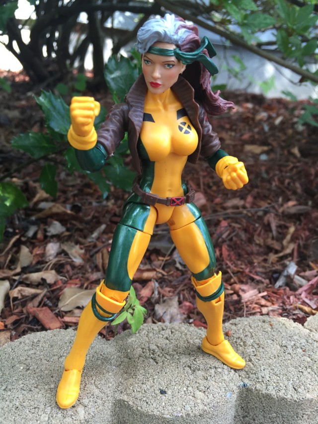 Marvel Legends 2016 Rogue Action Figure Review