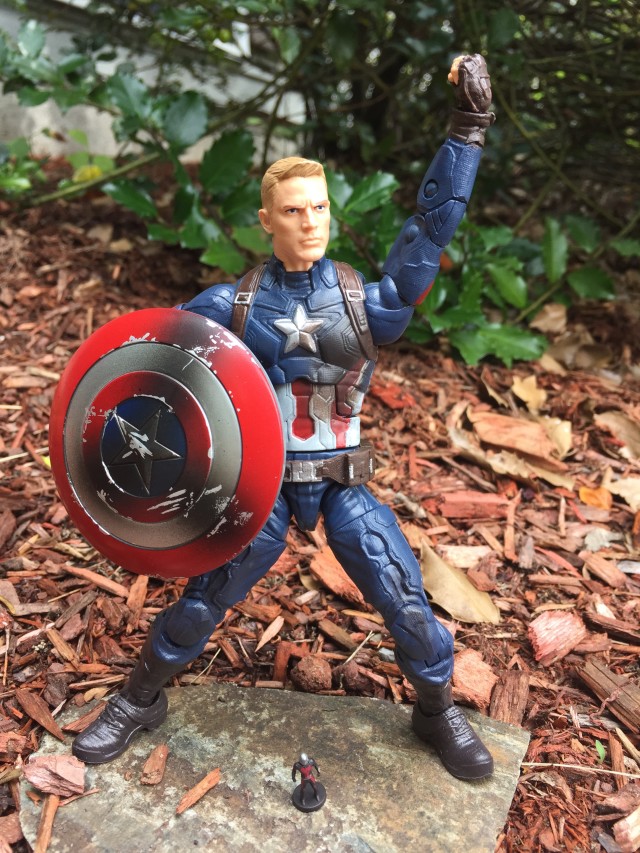 Marvel Legends Civil War Captain America with Figuarts Ant-Man Mini Figure