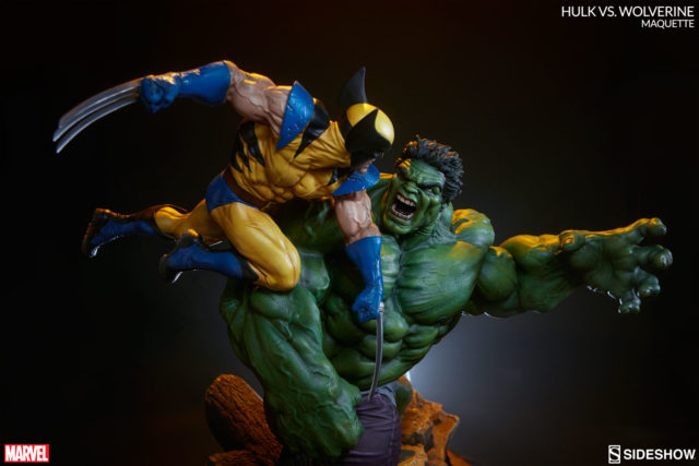 hulk-vs-wolverine-maquette-statue-sideshow-collectibles