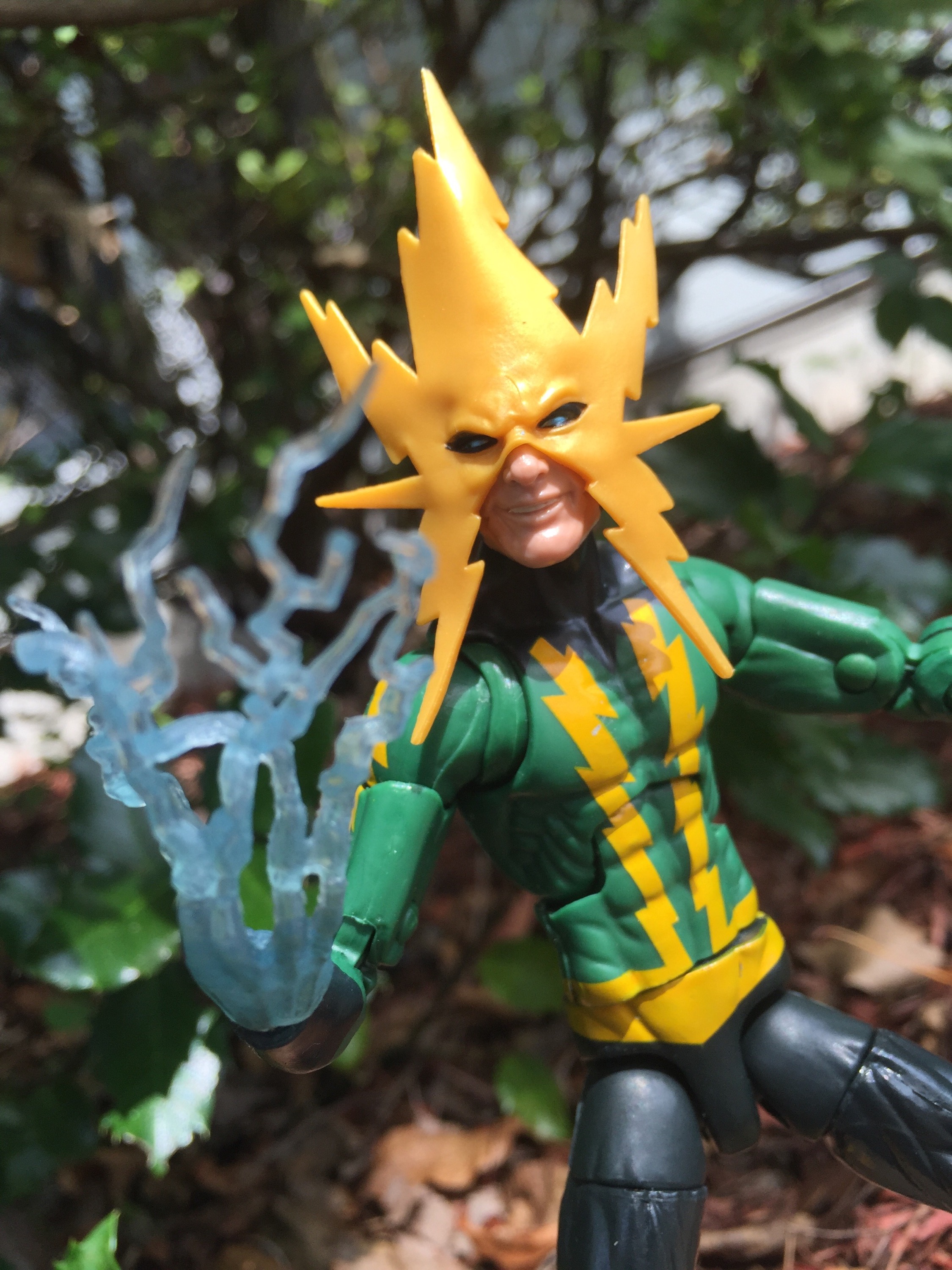 SpiderMan Marvel Legends Electro Review & Photos (2016