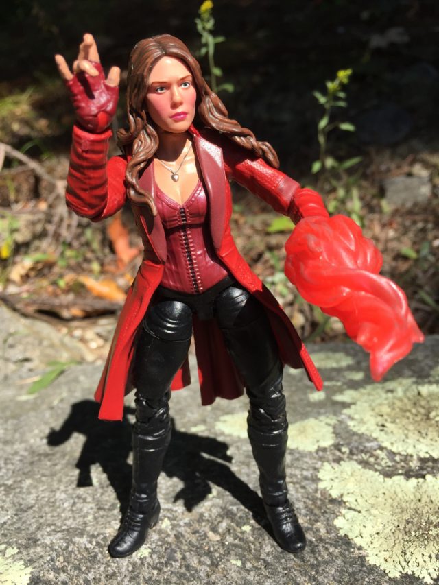 Scarlet Witch Elizabeth Olsen Action Figure Hasbro Civil War