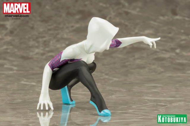 side-view-of-spider-gwen-kotobukiya-artfx-statue