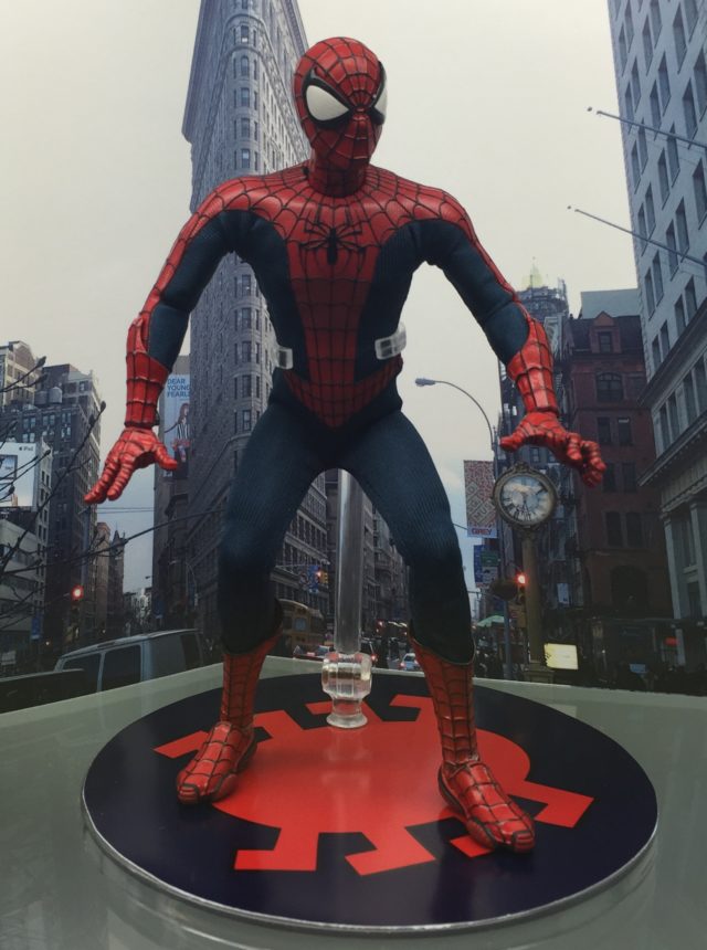 Spider-Man Mezco ONE 12 Collective Figure