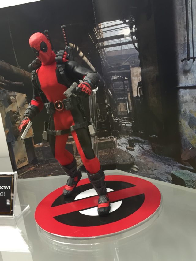 Mezco NYCC 2016 Deadpool Figure