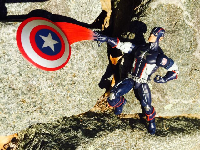 Marvel Legends Secret War Captain America Throwing Shield