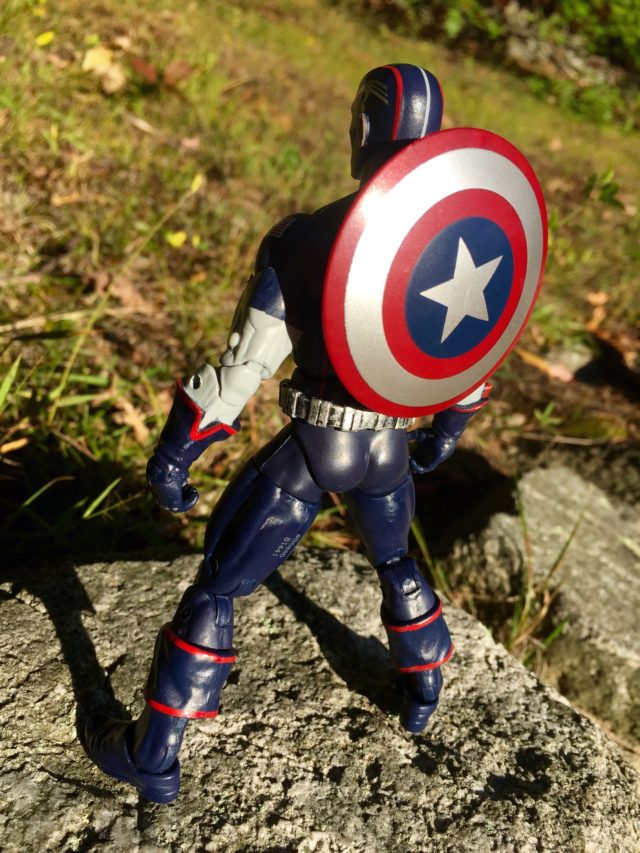 Shield on Back of Captain America Secret War Marvel Legends Six Inch Figure