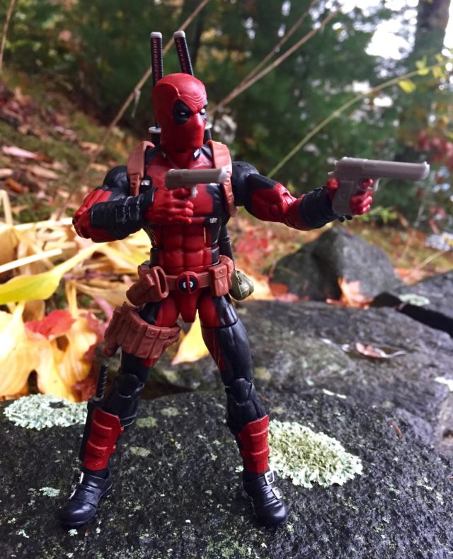 2016 Hasbro Marvel Legends Deadpool Dual-Wielding Pistols