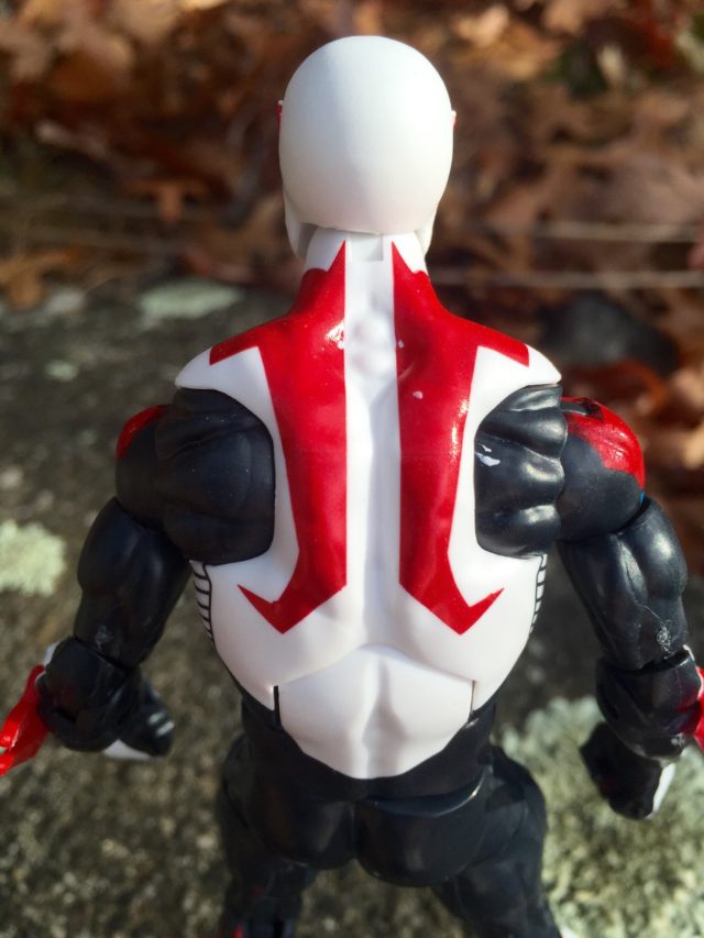 Bad Paint Deco on Hasbro Spider-Man 2099 2017 Figure