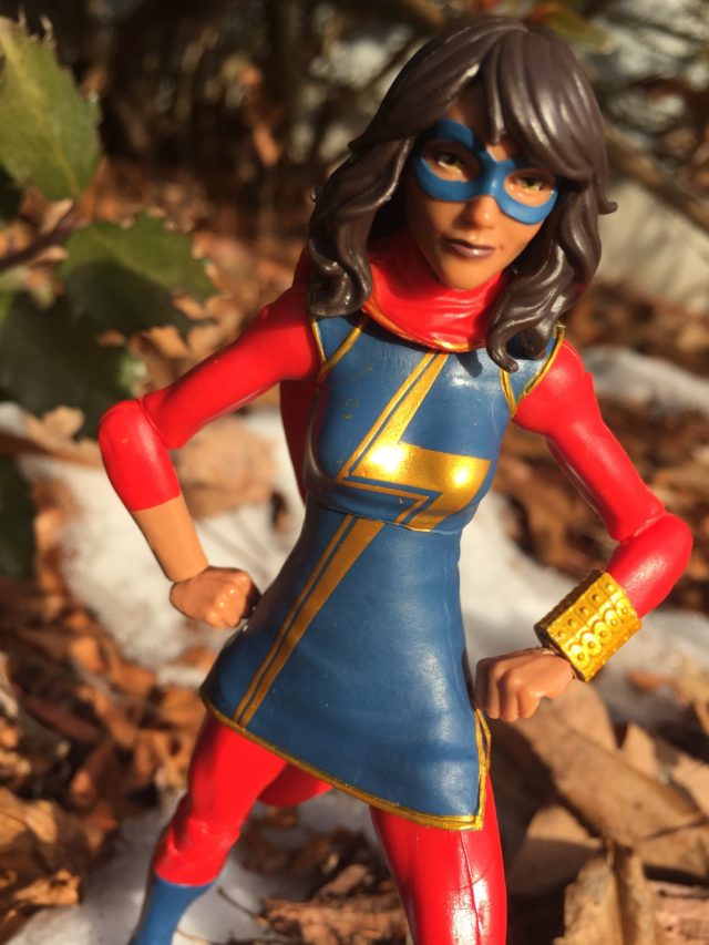 Ms. Marvel Kamala Khan Marvel Legends Embiggened Right Arm