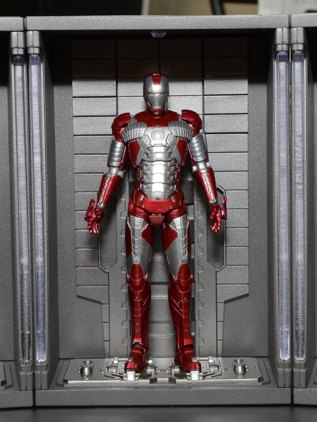 sh-figuarts-iron-man-mark-v-figure-tcc-2016