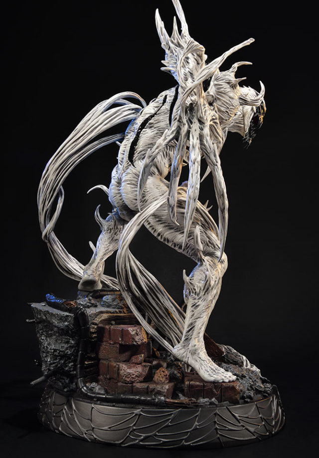 Close-Up of Sideshow Collectibles Anti-Venom Statue Prime 1