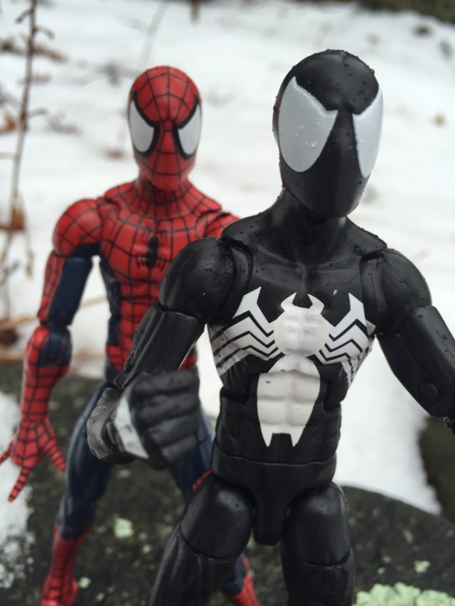 Marvel Legends The Raft Spider-Man vs. Black Costume Spider-Man Comparison