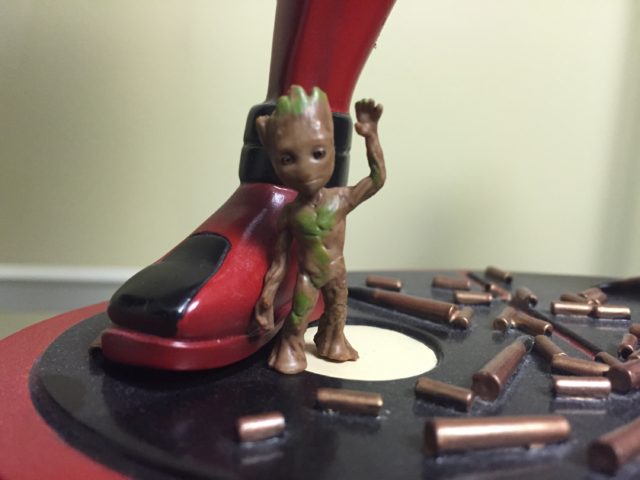 Hasbro Marvel Legends Guardians of the Galaxy 2 Groot Figure