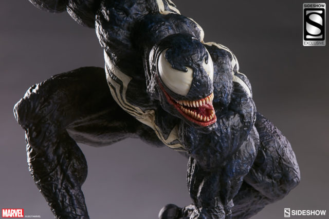 Venom Premium Format Figure Exclusive Classic Venom Head Sideshow Collectibles