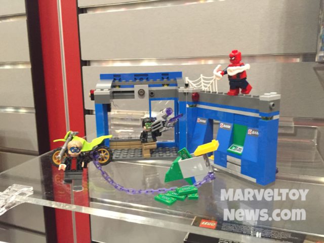 New York Toy Fair 2017 Spider-Man Homecoming LEGO ATM Battle Set