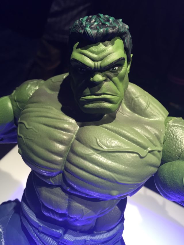 Marvel Legends Hulk 12" Figure Close-Up Toy Fair 2017