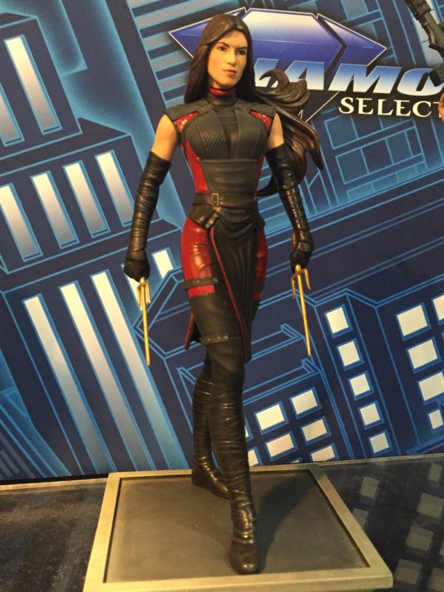 2017 Toy Fair DST Marvel Gallery Elektra Statue