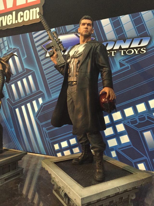 Toy Fair 2017 Marvel Gallery Punisher Netflix Statue