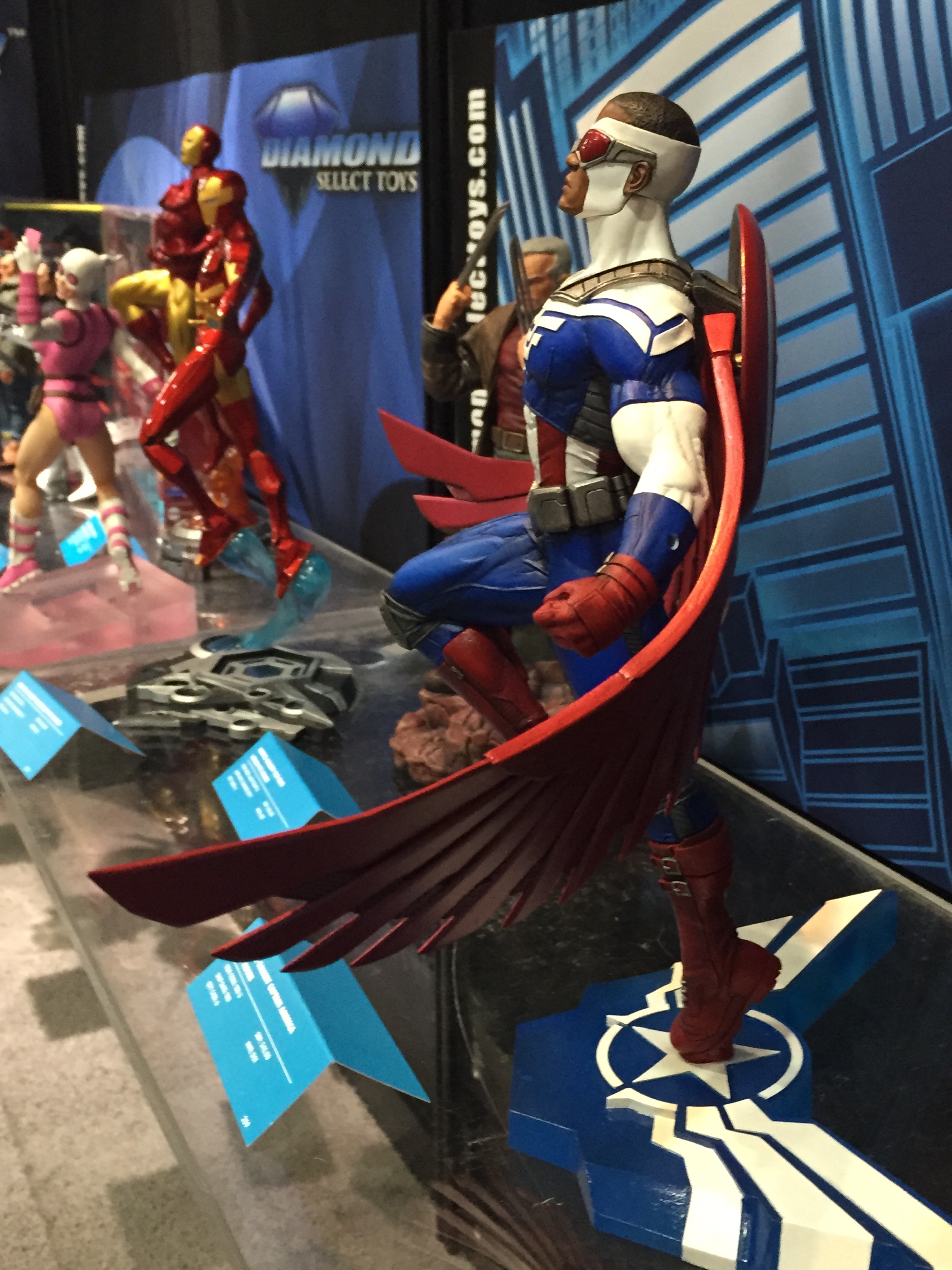 Toy Fair Marvel Gallery Black Panther & Falcon Captain America