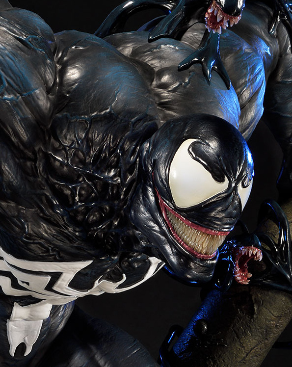 EXCLUSIVE Prime 1 Studio Venom Head