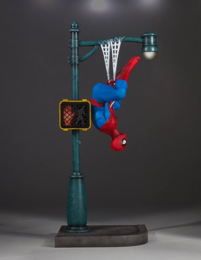 Electronic Traffic Light on Spider-Man Gentle Giant Statue