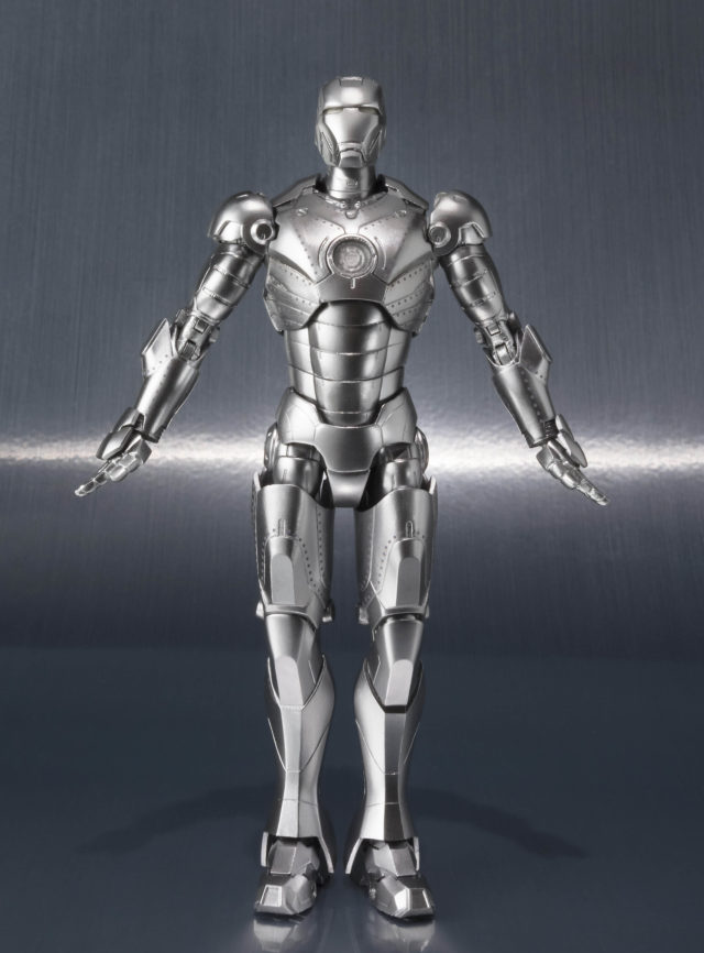 Figuarts Iron Man Mark II Flying