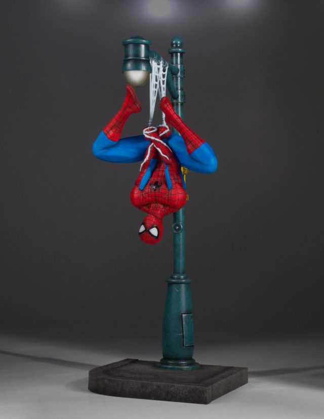 Gentle Giant Spider-Man Collectors Gallery Statue