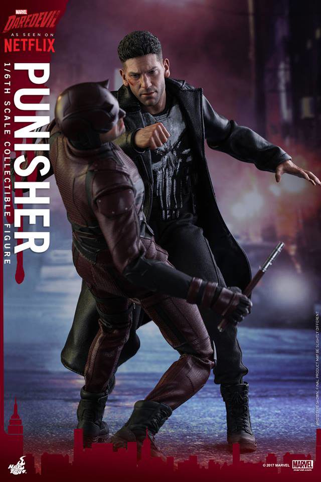 Hot Toys Netflix Punisher Figure Punching Out Daredevil