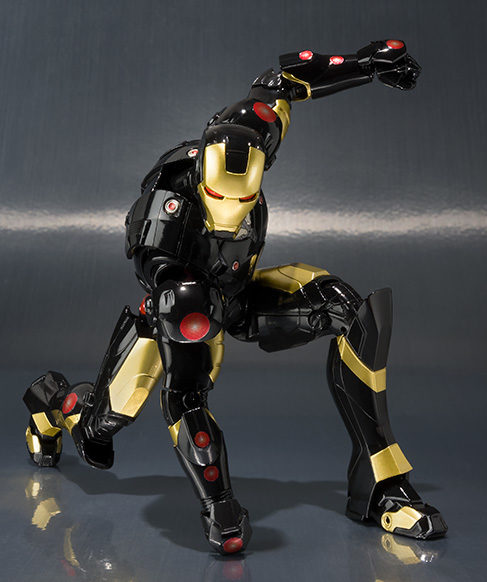 Iron-Man-Mark-3-Age-of-Heroes-SH-Figuart