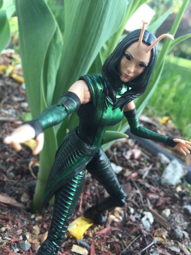 Guardians of the Galaxy Marvel Legends Mantis 6" Figure Review
