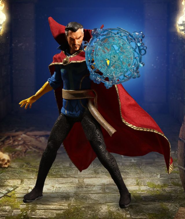 Mezco Marvel ONE 12 Collection Doctor Strange Figure with Magical Effects Piece