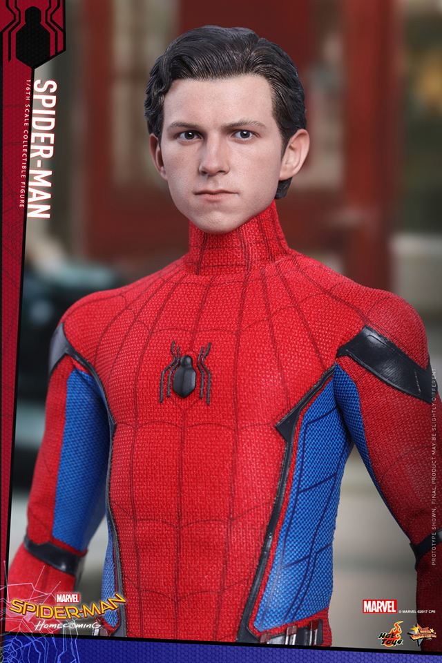 hot toys spiderman tom holland