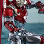 Hot Toys Spider-Man Homecoming Iron Man Mark 47 Die-Cast Figure!