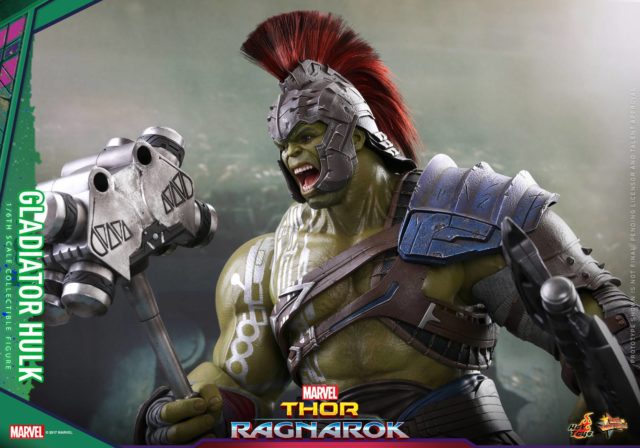 Close-Up of Gladiator Hulk Movie Masterpiece Series Figure Hot Toys