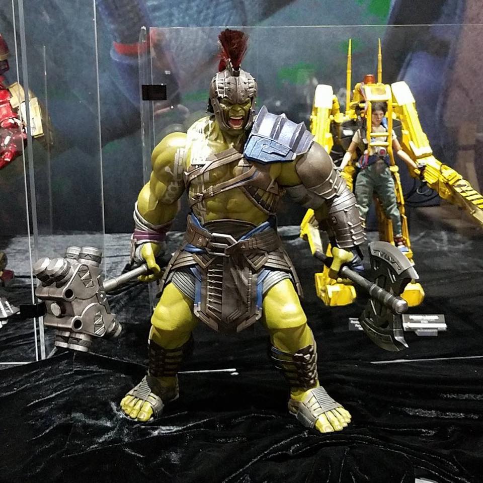 hulk gladiator figure