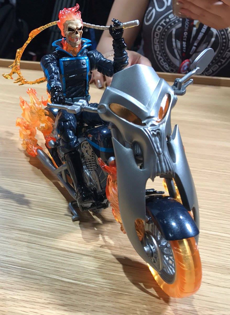 SDCC 2017 Marvel Legends Ghost Rider! Gwenpool! Songbird