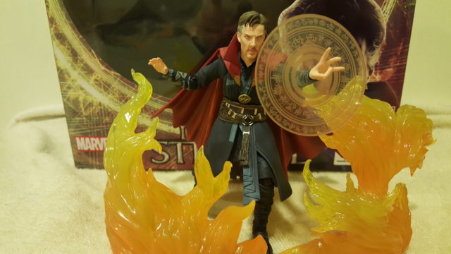 S.H. Figuarts Doctor Strange Figure in Flames