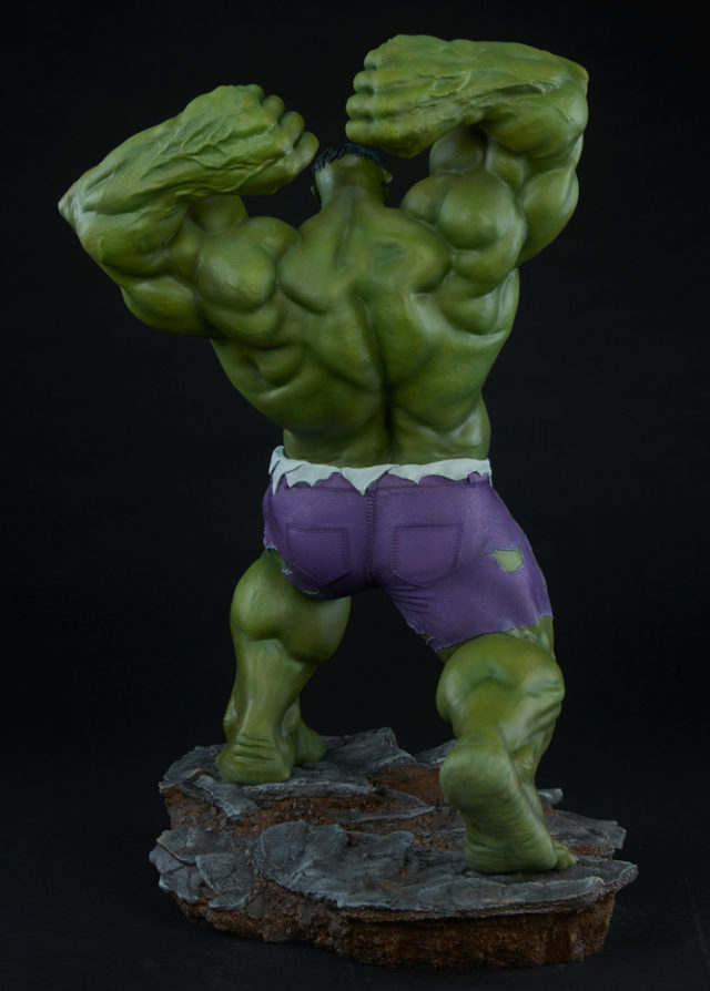 Back of Sideshow Exclusive Avengers Assemble Hulk Fifth Scale Statue